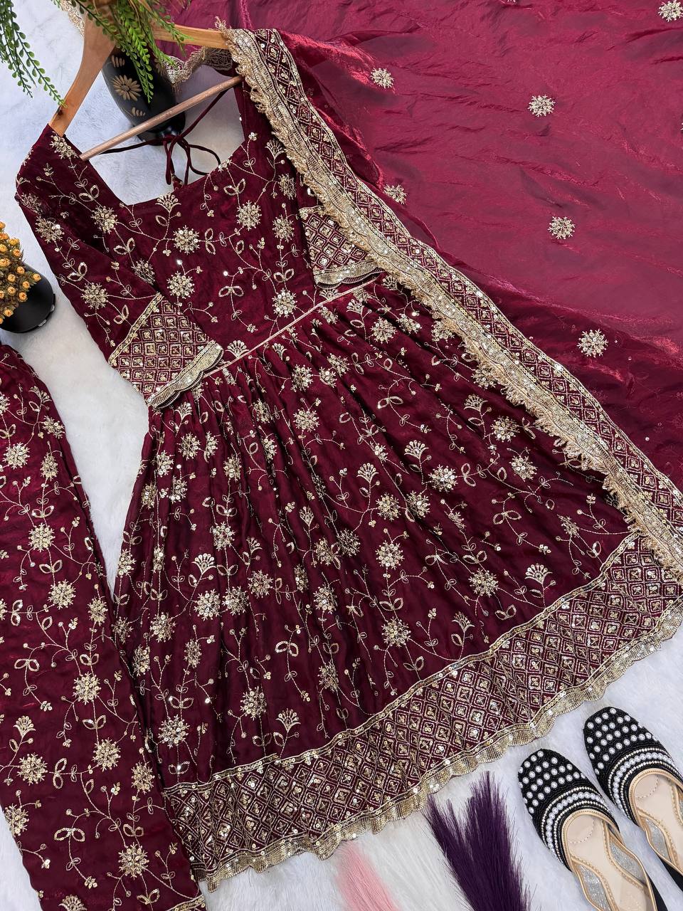 Editorial Garnet Flared Couture